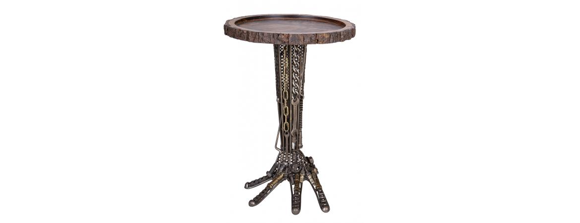 Wrought Iron Hand Table (H:50cm x W:37 x L:37cm)