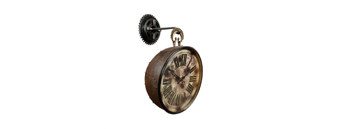 Iron Hanging Clock with Brass Hook (H:42 × W:20 × D:42 cm)