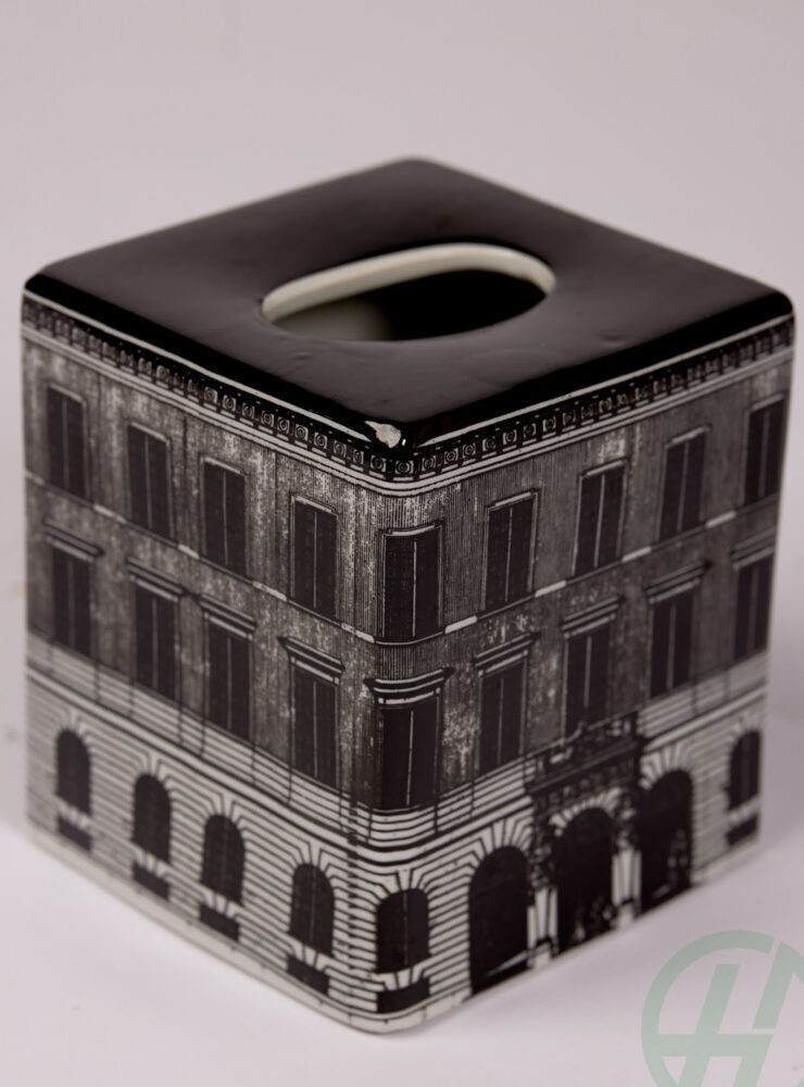 BLACK – WHITE WINDOW TISSUE BOX