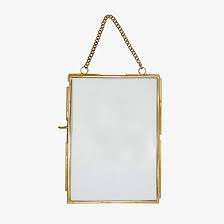 Small Brass Hanging Photo Frame (H:155 W:100 mm)